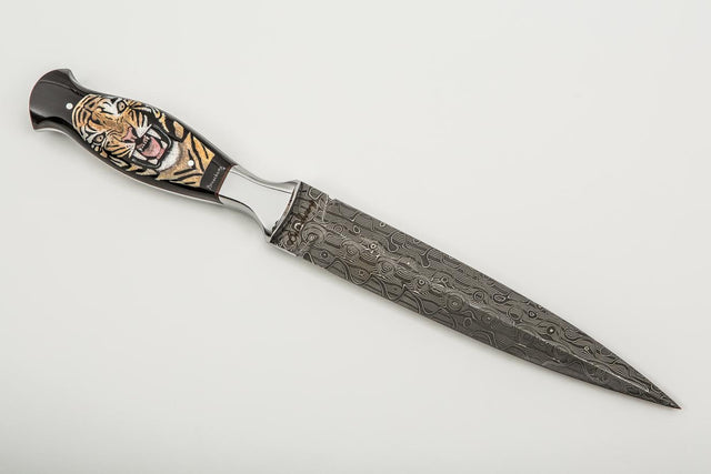 Leopard and tiger dagger