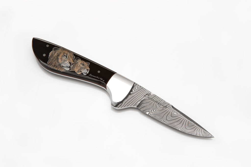 Lion damascus knife
